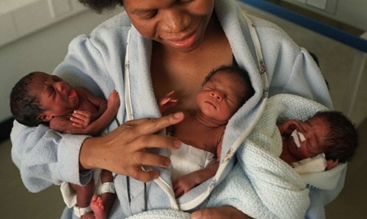 Một sản phụ Nam Phi sinh 3 con. Ảnh minh họa. Ảnh: AFP