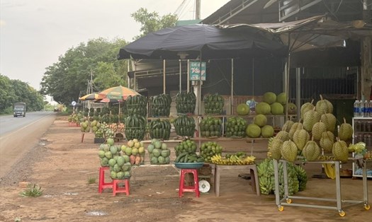 Nhiều cửa hàng buôn bán nông sản ở huyện Đắk Mil, tỉnh Đắk Nông thường xuyên ế ẩm. Ảnh: Bảo Lâm