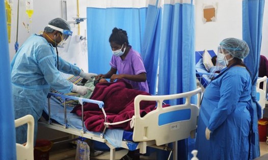 Trong 24 giờ qua, Ấn Độ ghi nhận 42.640 ca nhiễm mới. Ảnh: AFP