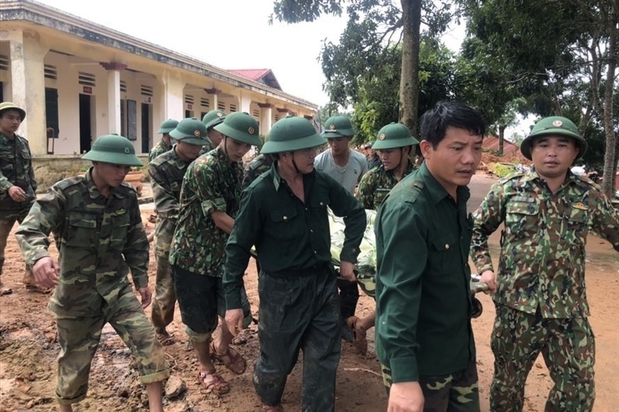 Bổ sung trợ cấp cho vợ hoặc chồng liệt sĩ tái giá. Ảnh minh họa: LDO.
