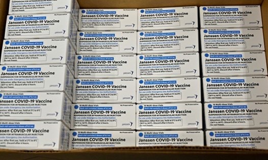 Lô 3 triệu liều vaccine COVID-19 của Johnson & Johnson do Mỹ tài trợ cho Brazil  được khởi hành vào tối 23.6. Ảnh: AFP