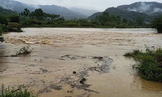 Mưa lũ gây ngập lụt cục bộ trên địa bàn huyện Ngân Sơn của tỉnh Bắc Kạn. Ảnh: BBK.