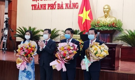 Đà Nẵng ra mắt Hội đồng nhân dân thành phố khoá mới X. Ảnh: TT
