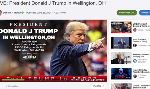 Tài khoản mang tên Donald J. Trump xuất hiện trên nền tảng video Rumble hôm 26.6 nói về cuộc vận động của cựu tổng thống Mỹ ở Wellington, Ohio. Ảnh chụp màn hình