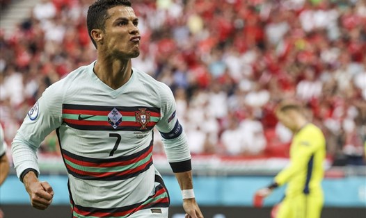 Ronaldo đang có 5 bàn thắng tại vòng chung kết EURO 2020. Ảnh AFP