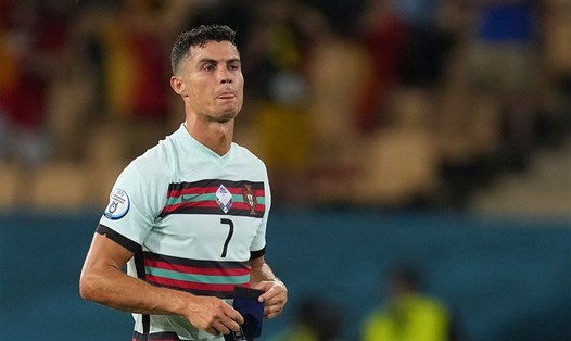 Ronaldo dừng bước tại vòng 1/8 EURO 2020. Ảnh: AFP.