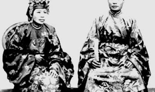 Công chúa và Phò mã triều Nguyễn. Ảnh tư liệu từ tập san B.A.V.H