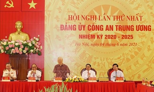 Tổng Bí thư Nguyễn Phú Trọng tham dự Lễ công bố Quyết định của Bộ Chính trị chỉ định Đảng ủy Công an Trung ương nhiệm kỳ 2020-2025 và Hội nghị Đảng ủy Công an Trung ương lần thứ Nhất.