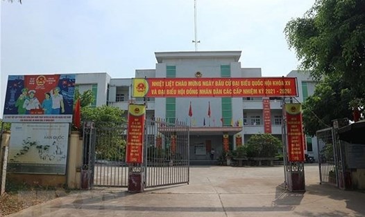 Trụ sở Đảng ủy, Ủy ban Nhân dân xã Tráng Việt (Mê Linh, Hà Nội). (Ảnh Mạnh Khánh/TTXVN)