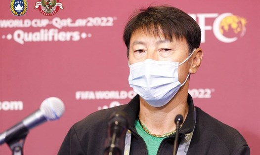 Huấn luyện viên Shin Tae-yong đổ lỗi trận thua 0-4 trước tuyển Việt Nam là do trọng tài. Ảnh: PSSI