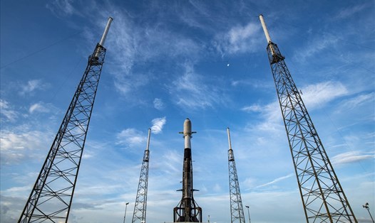 SpaceX phóng 88 vệ tinh lên vũ trụ hôm 30.6. Ảnh: SpaceX