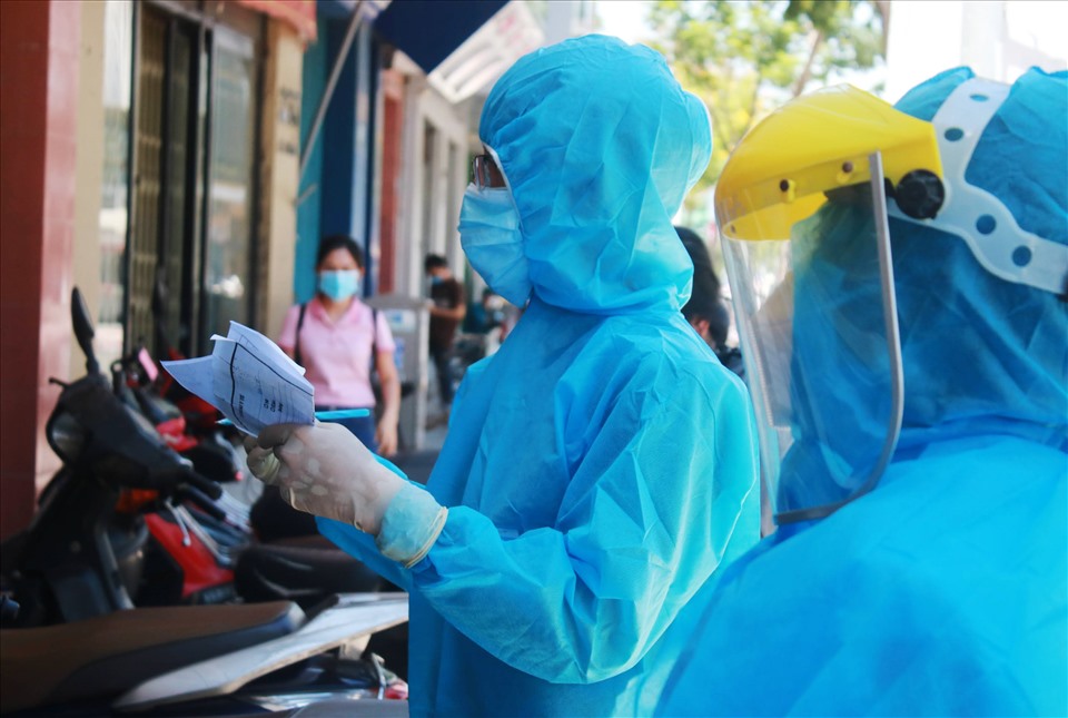 Đà Nẵng ghi nhận ca dương tính SARS-CoV-2 sau một ngày nới lỏng. Ảnh: TT