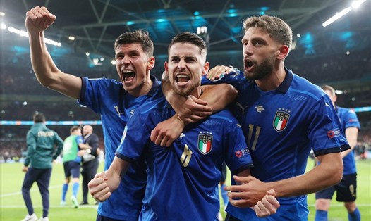 Đội tuyển Italia mạnh về nhân sự, đa dạng về tấn công, biết phản công và vẫn giữ nguyển "DNA phòng ngự" vốn có. Ảnh: UEFA