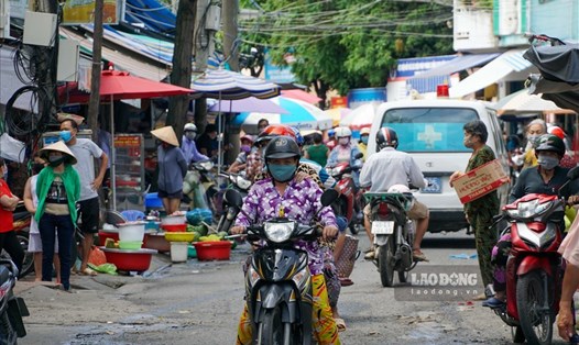Chợ Tân An (phường Tân An, quận Ninh Kiều, TP Cần Thơ) đã bị phong tỏa do có ca mắc COVID-19. Ảnh: Tạ Quang