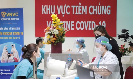 Hà Nội triển khai chiến dịch tiêm hơn 5.1 triệu vaccine phòng COVID-19. Ảnh minh hoạ: Hà Phương