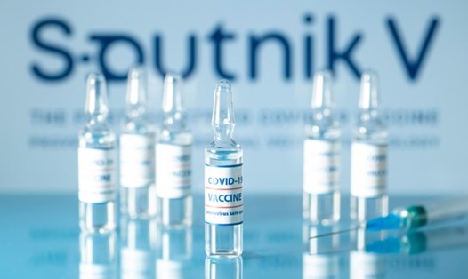 Chính phủ vừa ký ban hành nghị quyết về việc mua vaccine Sputnik của Liên bang Nga. Ảnh Bộ Y tế
