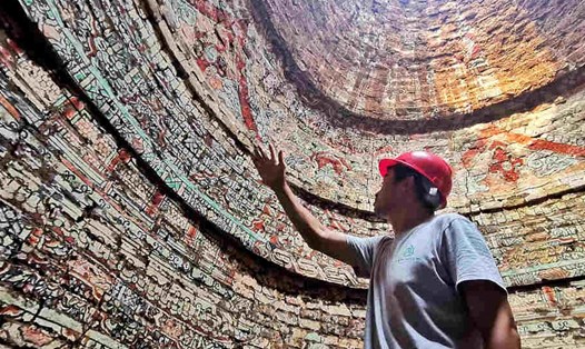 Trung Quốc khai quật khảo cổ 12 ngôi mộ có tranh tường bằng gạch được chạm khắc tinh xảo. Ảnh: Xinhua/CFP