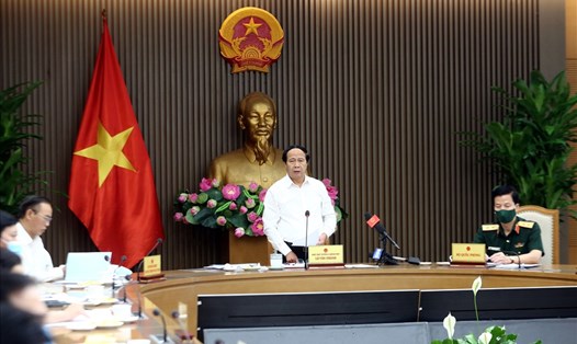Phó Thủ tướng Lê Văn Thành nhấn mạnh quyết tâm chấm dứt tình trạng tàu cá vi phạm IUU vào năm 2022 để gỡ “thẻ vàng” của EC. Ảnh: Đức Tuân