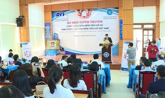 Bảo hiểm tiền gửi Việt Nam tuyên truyền chính sách bảo hiểm tiền gửi tại Đại học Thái Nguyên. Ảnh: BHTG