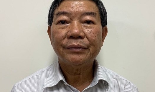 Cựu Giám đốc Bệnh viện Bạch Mai - bị can Nguyễn Quốc Anh. Ảnh: Bộ Công an