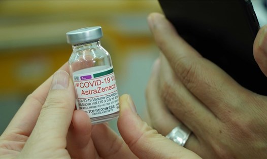 Vaccine COVID-19 AstraZeneca. Ảnh: Chân Phúc.