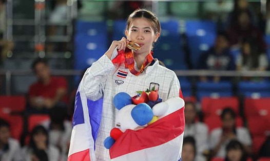 Võ sĩ taekwondo Panipak được kỳ vọng sẽ mang về tấm Huy chương vàng Olympic Tokyo 2020 cho Thái Lan. Ảnh: Bangkok Post.