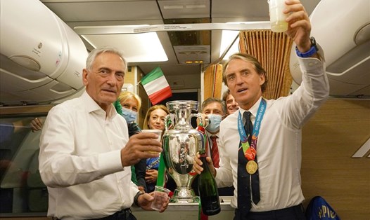 Thành công tại EURO 2020 là nền tảng để Italia nghĩ đến việc chạy đua đăng cai EURO 2028 và World Cup 2030. Ảnh: FIGC