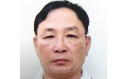 Bị can Đậu Quang Dũng bị cáo buộc chiếm đoạt hơn nửa tỉ đồng của nạn nhân. Ảnh: CACC.