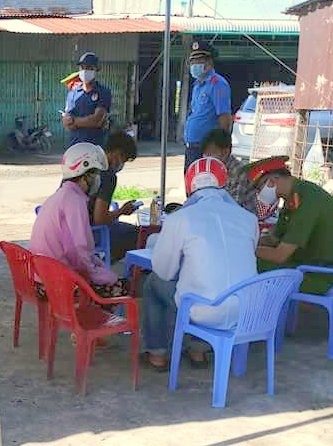 Xuất hiện 2 ca dương COVID-19 trong cộng đồng, tỉnh Bạc Liêu tăng cường kiểm soát. Ảnh: Nhật Hồ