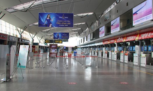 Sân bay Quốc tế Đà Nẵng đìu hiu, không một hành khách. Ảnh: Thanh Chung