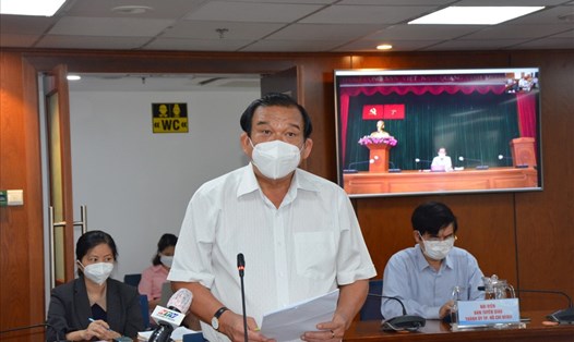 Ông Lê Minh Tấn thông tin tại họp báo về số ca mắc COVID-19 tại cơ sở cai nghiện ma túy Bố Lá. Ảnh: Huyên Nguyễn