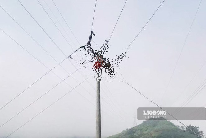 Hiện trường vụ tai nạn do điện giật khiến một người tử vong ở huyện Văn Bàn, tỉnh Lào Cai. Ảnh: CTV.
