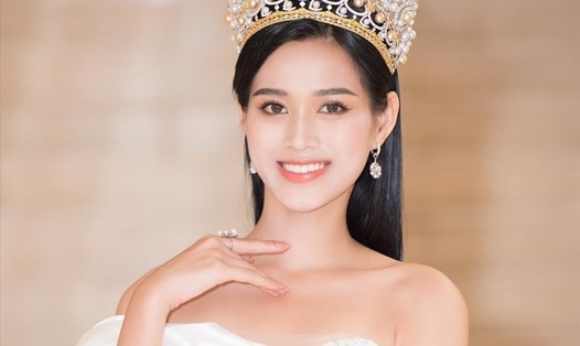 Hoa hậu Đỗ Thị Hà bị nhóm antifan miệt thị. Ảnh: NVCC