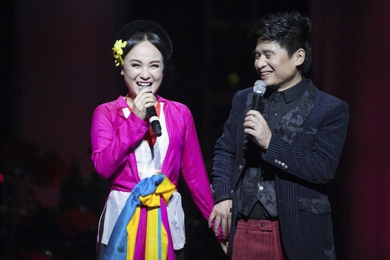 Vợ chồng Tấn Minh - Thu Huyền, nghệ sĩ Lê Mai được xét tặng NSND, NSƯT