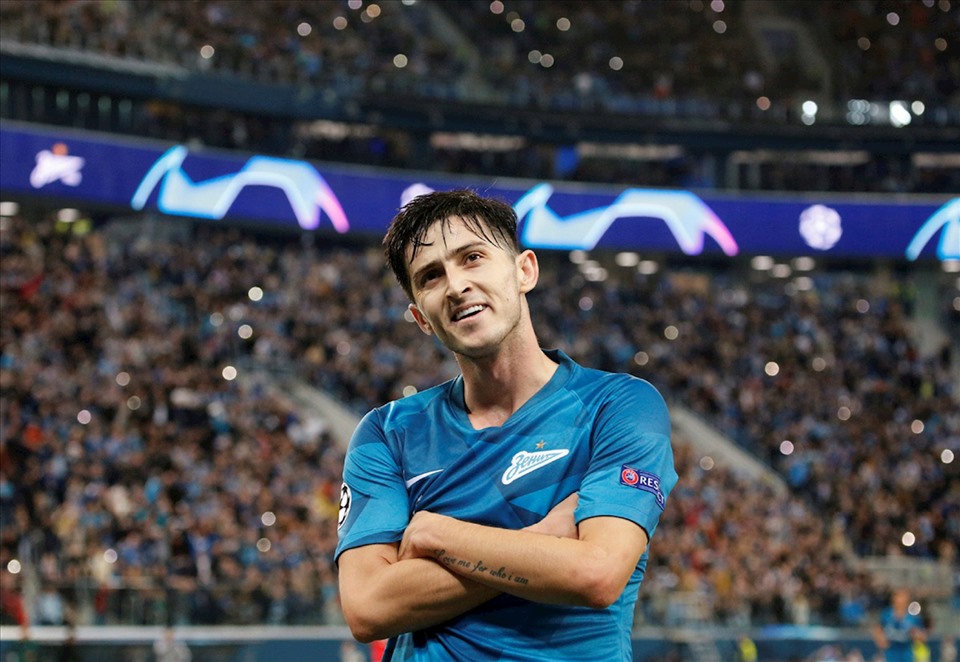 Tiền đạo người Iran, Sardar Azmoun, từng ghi bàn vào lưới đội tuyển Việt Nam. Ảnh: UEFA