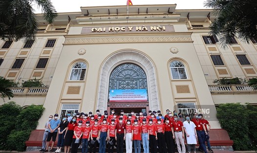 Đoàn tình nguyện của Trường Đại học Y Hà Nội. Ảnh minh hoạ: Hải Nguyễn