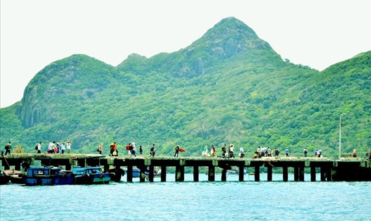 Phát động cuộc thi sáng tác biểu tượng và khẩu hiệu du lịch Côn Đảo. Ảnh: LĐ