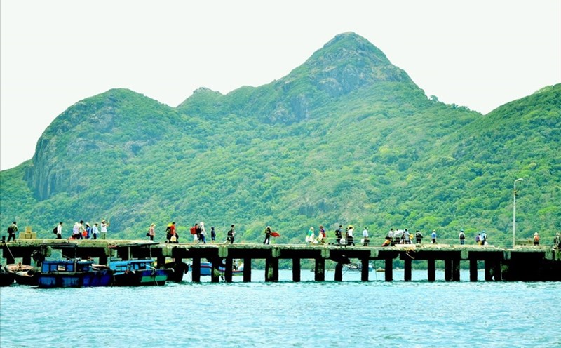 Phát động cuộc thi sáng tác biểu tượng và khẩu hiệu du lịch Côn Đảo. Ảnh: LĐ