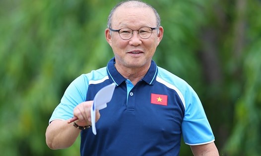 Huấn luyện viên Park Hang-seo trở lại Việt Nam vào hôm nay (28.7). Ảnh: VFF