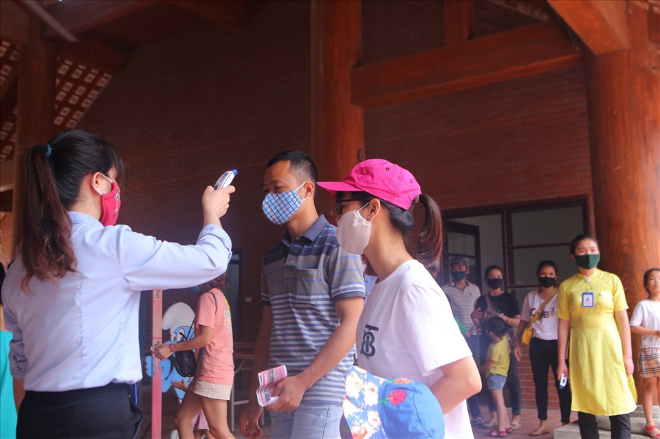 Sở Du lịch Hà Nội yêu cầu thực hiện nghiêm các biện pháp nhằm bảo đảm an toàn cho du khách. Ảnh: LĐ