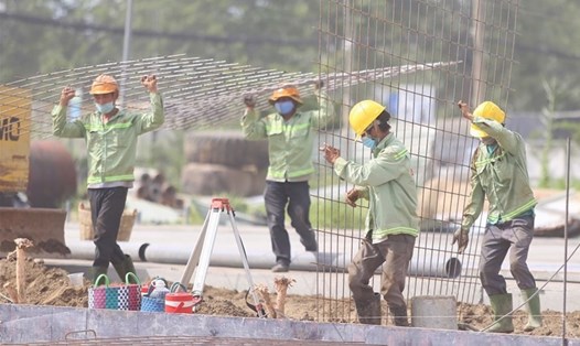 Thợ xây không thuộc đối tượng được hỗ trợ từ UBND TPHCM. Ảnh minh họa: Thanh Vũ