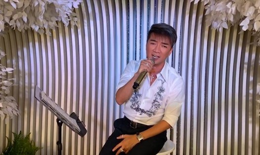 Ca sĩ Đàm Vĩnh Hưng tự thực hiện MV cổ vũ TPHCM chống dịch. Ảnh: NVCC