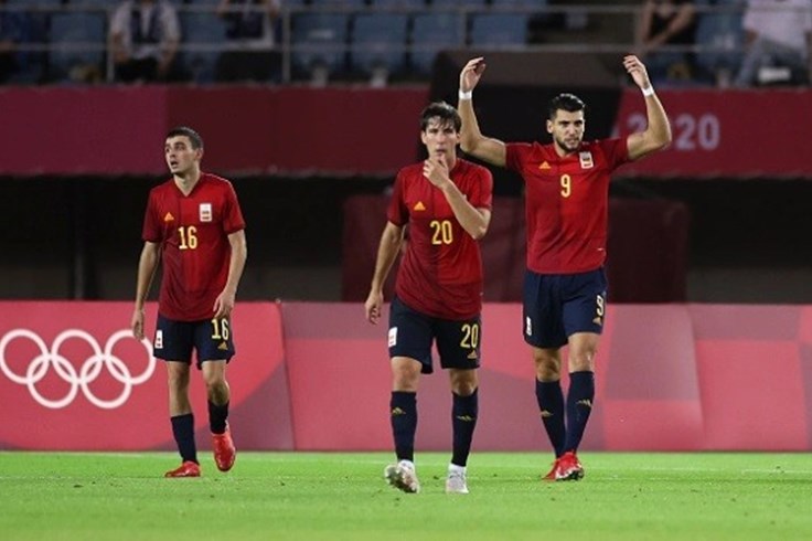 Siêu dự bị ghi 3 bàn giúp U23 Tây Ban Nha ngược dòng vào bán kết Olympic