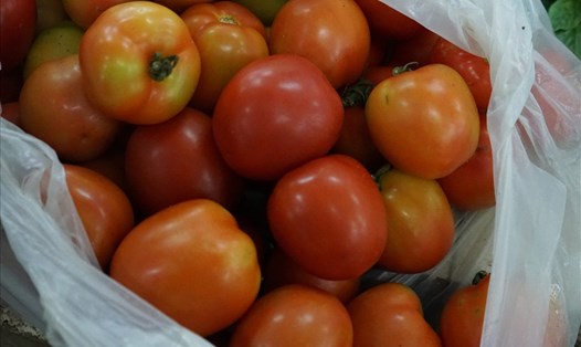 Cà chua là thực phẩm giúp ngăn ngừa cháy nắng hiệu quả. Ảnh: Thanh Ngọc