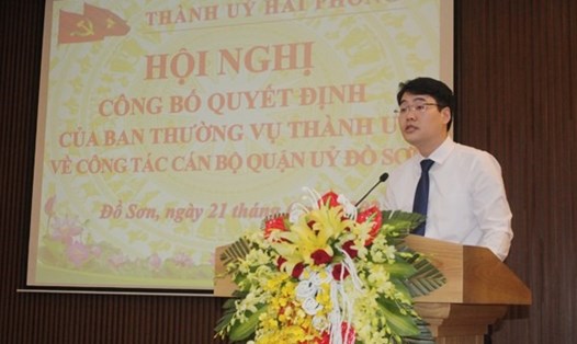 Ông Nguyễn Quang Diện, 31 tuổi, được TP.Hải Phòng điều động, giữ chức Phó Bí thư Quận ủy Đồ Sơn. Ảnh Cổng TTĐT Hải Phòng.
