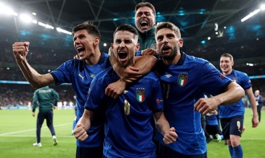 Italia xuất sắc trên chấm luân lưu trước Tây Ban Nha. Ảnh: EURO 2020.