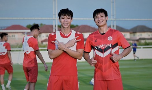 Bộ đôi trung vệ Quế Ngọc Hải và Bùi Tiến Dũng vắng mặt trong trận đấu giữa Viettel và Ulsan Hyundai. Ảnh: Viettel FC