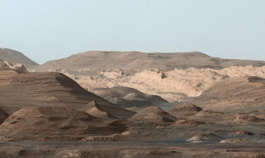 Ảnh những tảng đá trầm tích sao Hỏa ở Mount Sharp do tàu thăm dò Curiosity chụp. Ảnh: Mars Curiosity Rover
