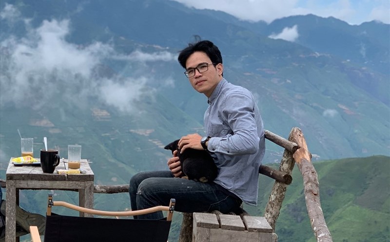 Phạm Hoàng Công có niềm đam mê với những chuyến đi phượt, đặc biệt là núi rừng Tà Xùa.