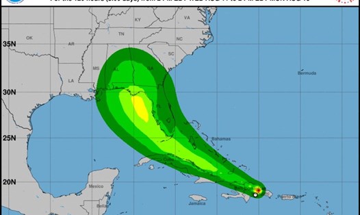 Cơn bão số 6 Fred dự kiến sẽ mang lại mưa to, gió lớn khi đổ bộ Florida, Mỹ trước cuối tuần này, nguy cơ lũ quét. Ảnh: NHC